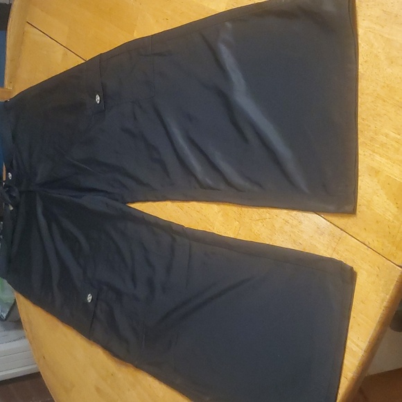 Forever 21 satin cargo pants size medium - Picture 5 of 7